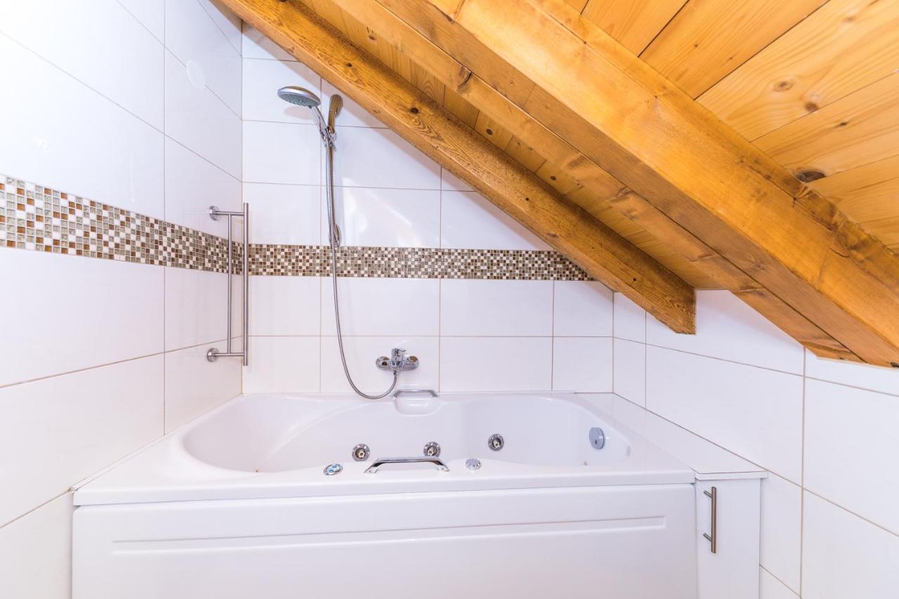 Perla Varoš Split Bagian luar foto